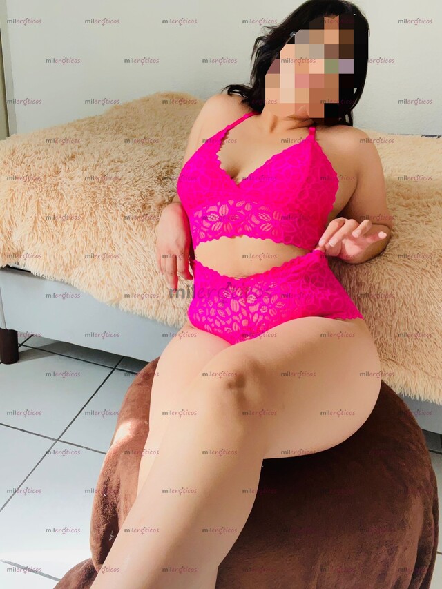 FOTOS DE CHICA CURVY DELICIOSA ABRIL , MAS PERVERSA , MAS HOT , MAS PUTA ....