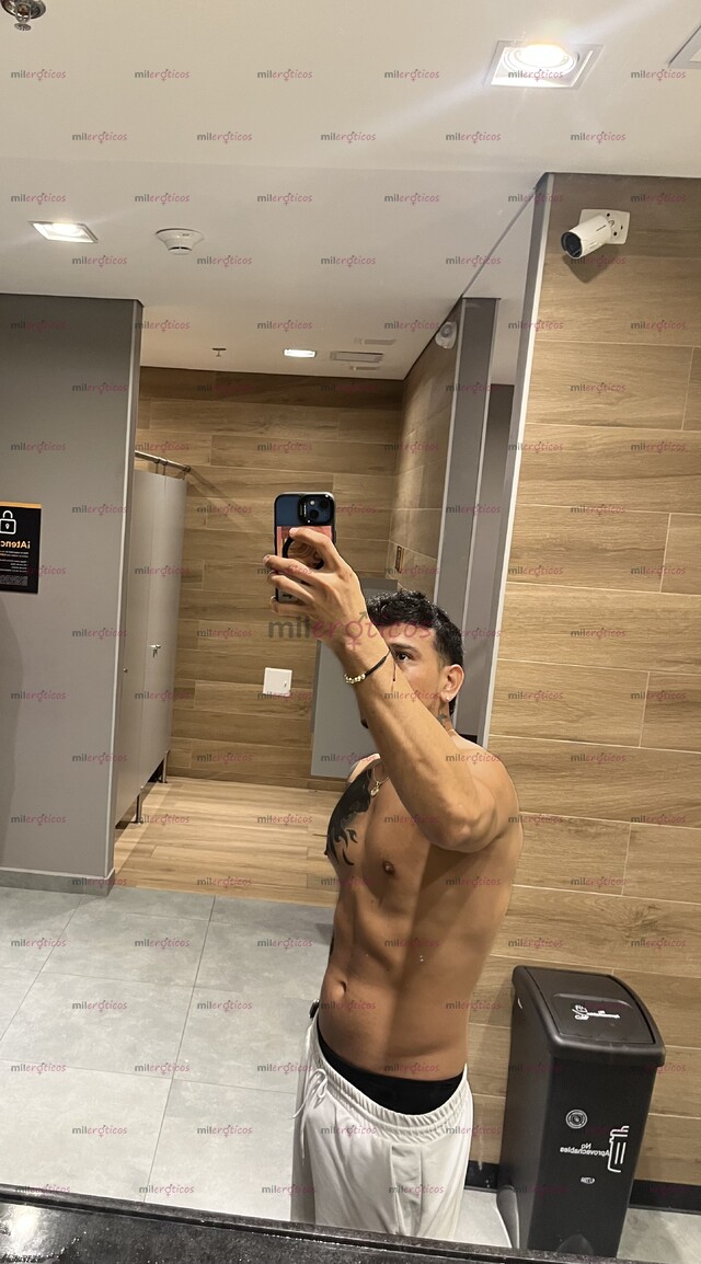 FOTOS DE MACHO VERGON MASCULINO CON 20CM DE VERGA