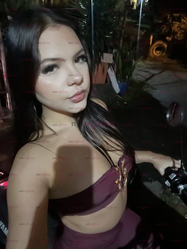 FOTOS DE JOVENCITA UNIVERSITARIA INEXPERTA PERO MUY COMPLACIENTE