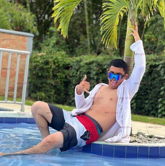 FOTOS DE HOLA POLLO DISCRETO PARA COMPLACERTE JOVEN CON BUEN CUERPO