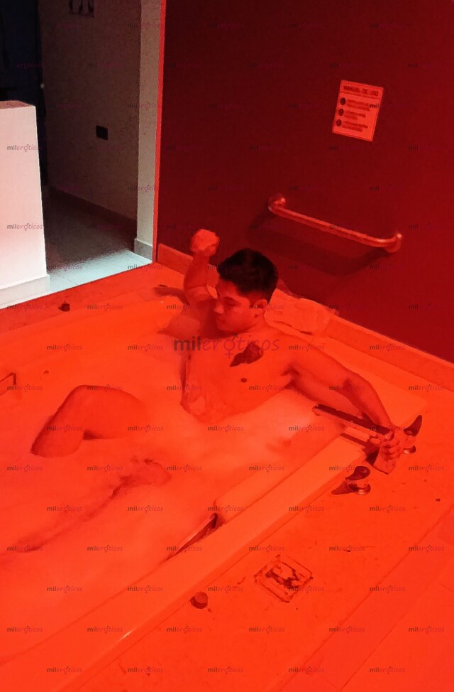 FOTOS DE DISPONIBLE EN TU CIUDAD CHICO PASIVO,SUMISO Y MUY CALIENTE 20 AÑOS DE EDAD