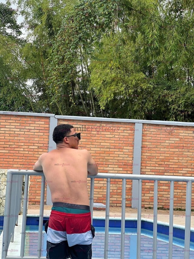FOTOS DE HOLA POLLO DISCRETO PARA COMPLACERTE JOVEN CON BUEN CUERPO