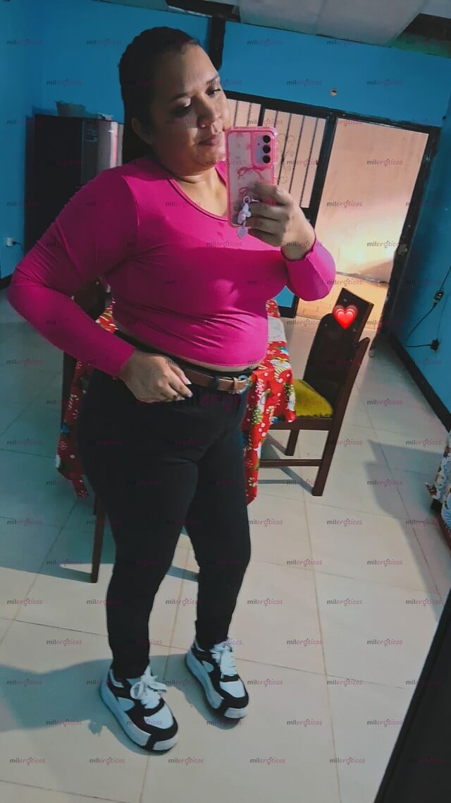 FOTOS DE CHICA GORDITA CON CULITO DELICIOSO, SI QUIERES PASAR UNA NOCHE INOLVIDABLE LLAMA
