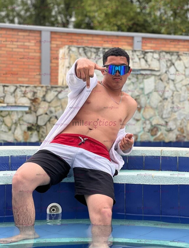 FOTOS DE HOLA POLLO DISCRETO PARA COMPLACERTE JOVEN CON BUEN CUERPO