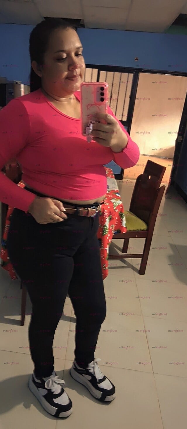 FOTOS DE CHICA GORDITA CON CULITO DELICIOSO, SI QUIERES PASAR UNA NOCHE INOLVIDABLE LLAMA