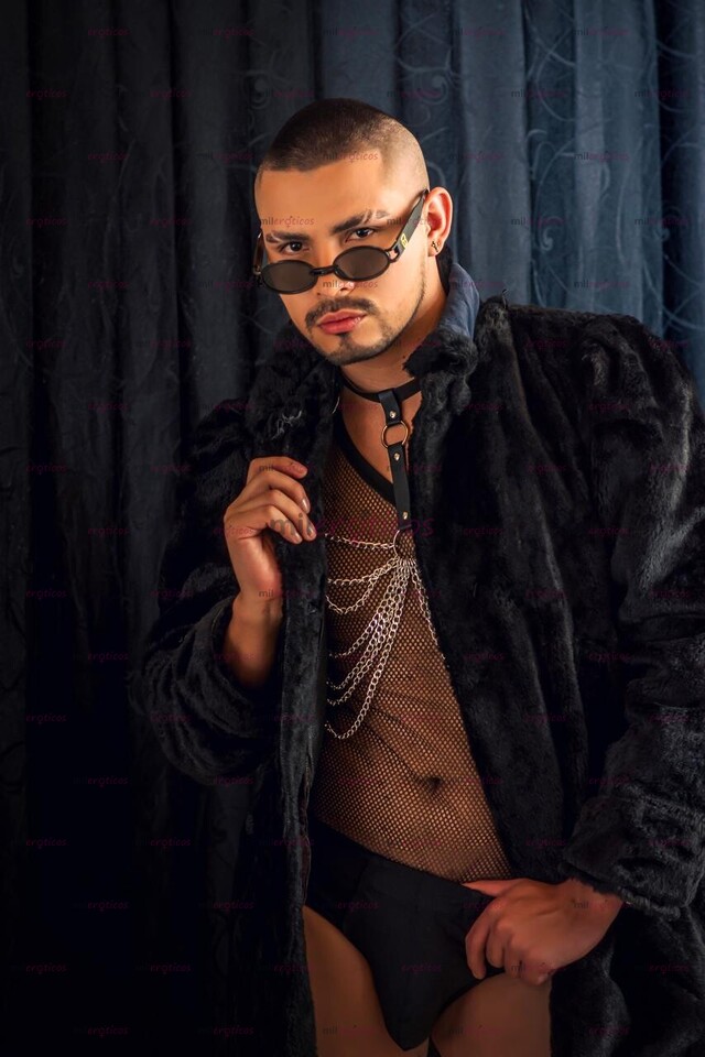 FOTOS DE JOVEN PASIVO CALIENTE Y SUMISO CON GANAS DE SACAR TU LECHE