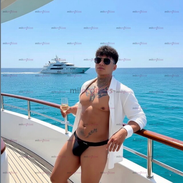 FOTOS DE CALIENTE BOY A TUS ÓRDENES DISCRETO PARA TI