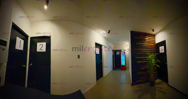 FOTOS DE TRABAJA COMO PREPAGO EN MEDELLÍN CON EXCELENTE UBICACIÓN.