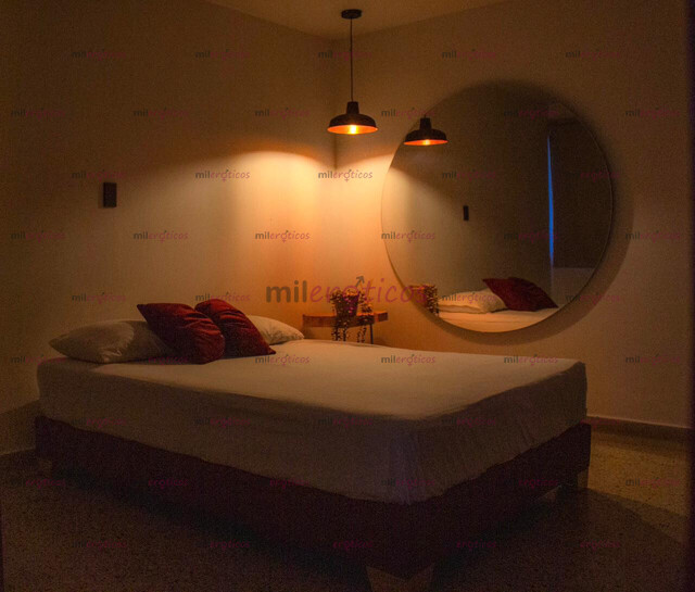 FOTOS DE TRABAJA COMO PREPAGO EN MEDELLÍN CON EXCELENTE UBICACIÓN.