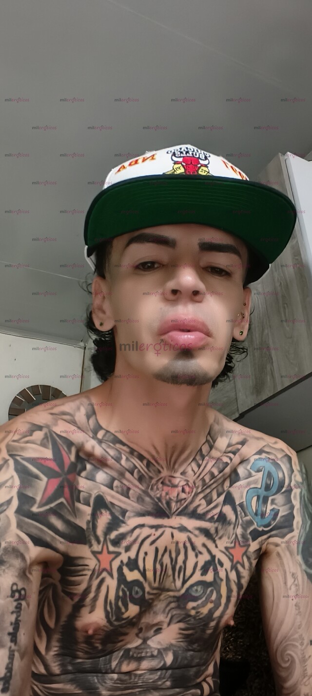 FOTOS DE FLACO ACTIVO VERGON TATUADO MORBOSO FETICHERO