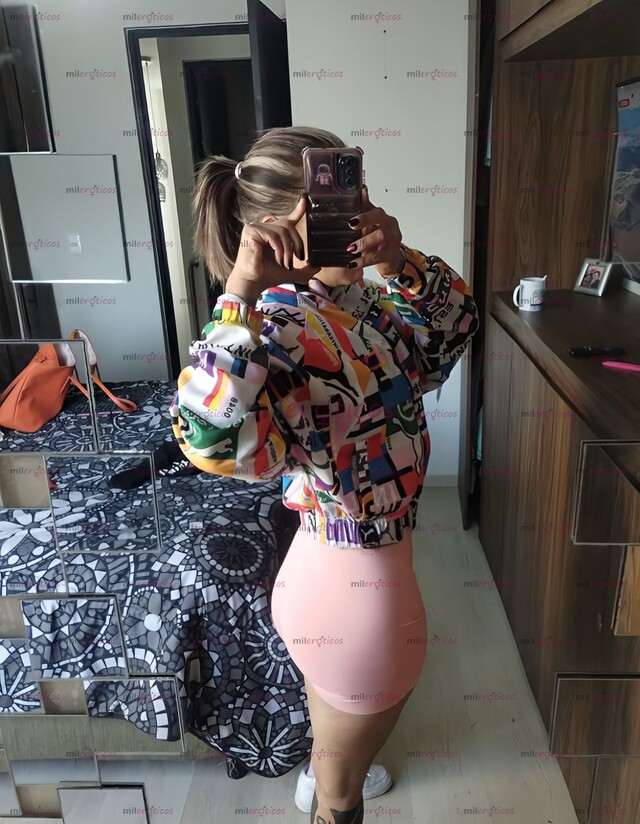 FOTOS DE DIME CON QUE ROPITA TE GUSTARIA VERME EN LA CITA? .... SOY CAMILA UNIVERSITARIA