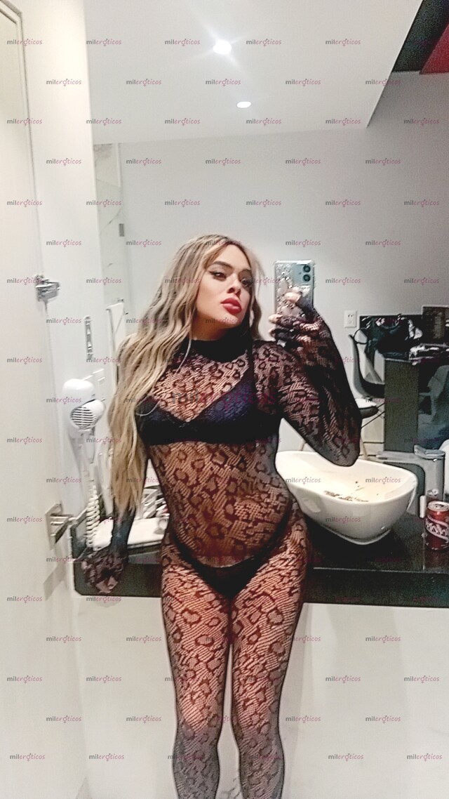 FOTOS DE DE VISITA DANNA EN AMBOS ROLES CON UN ALGO SORPRESA PARA TI ...