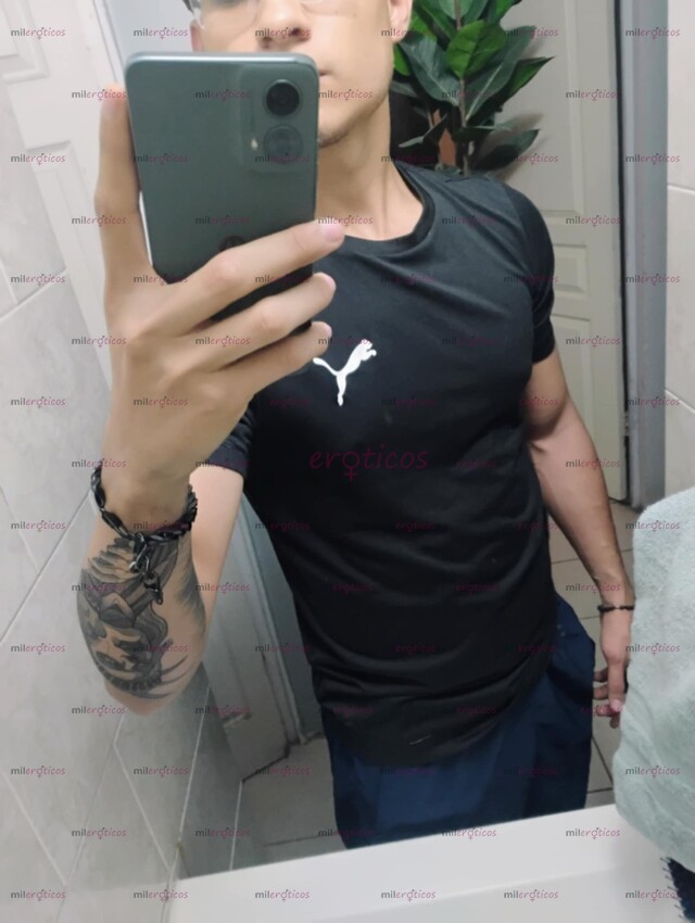 FOTOS DE JOVEN GUAPO DELGADO CON CLASE VIP DE LO LEJOR