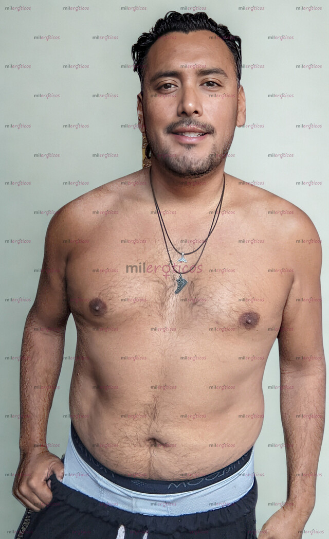 FOTOS DE MEXICAN DRAGON SWINGER ACTIVO BISEXUAL UNCUT