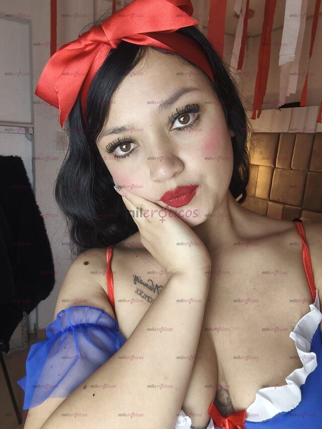 FOTOS DE SOY UNA CHICA TATUADA DE COLA GRANDE CABELLO NEGRO DESDE 10 K