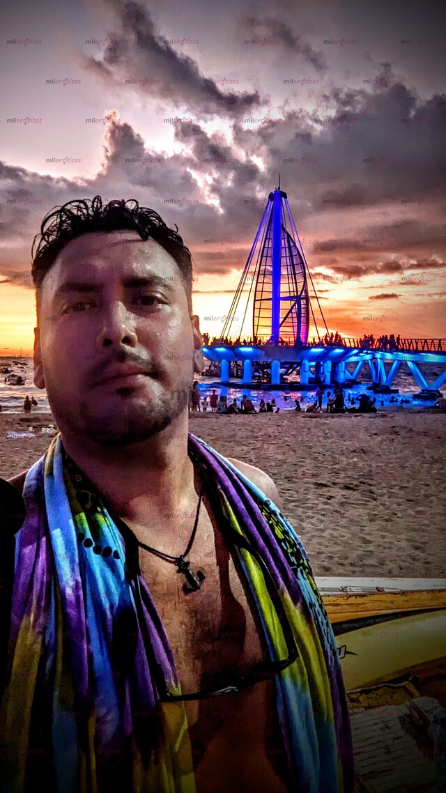 FOTOS DE MEXICAN DRAGON SWINGER ACTIVO BISEXUAL UNCUT