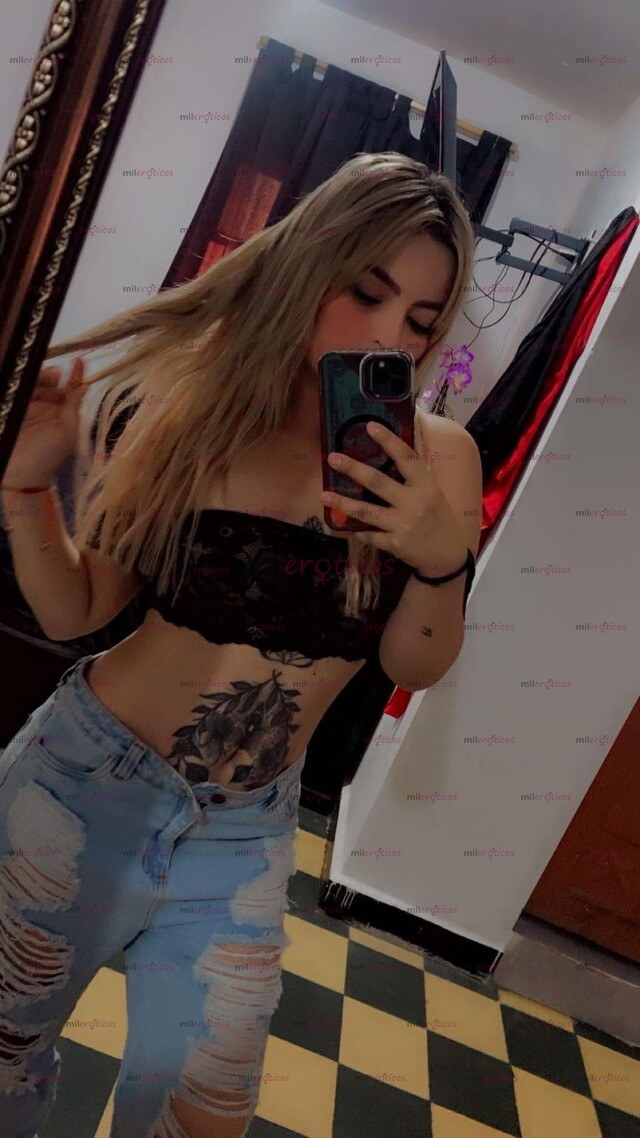 FOTOS DE LINDA FLACA ESBELTA BUEN CUERPO SENO ROSADITOS REDONDITOS