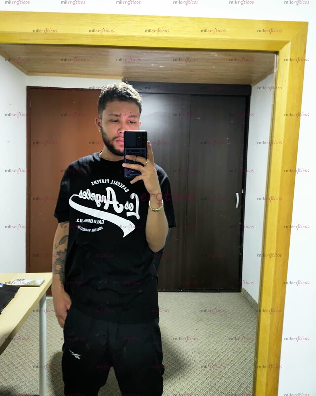 FOTOS DE HOMBRE SUPER ARRECHO COGE MUJERES DE TODA EDAD