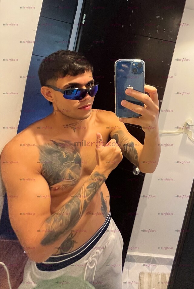 FOTOS DE EXCLUSIVO COLOMBIANO MACHO VERGON DE 22 CM DE VERGA