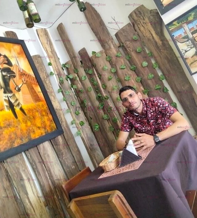 FOTOS DE YURY CON SITIO PRIVADO MASAJE RELAJANTE DOMINANTE