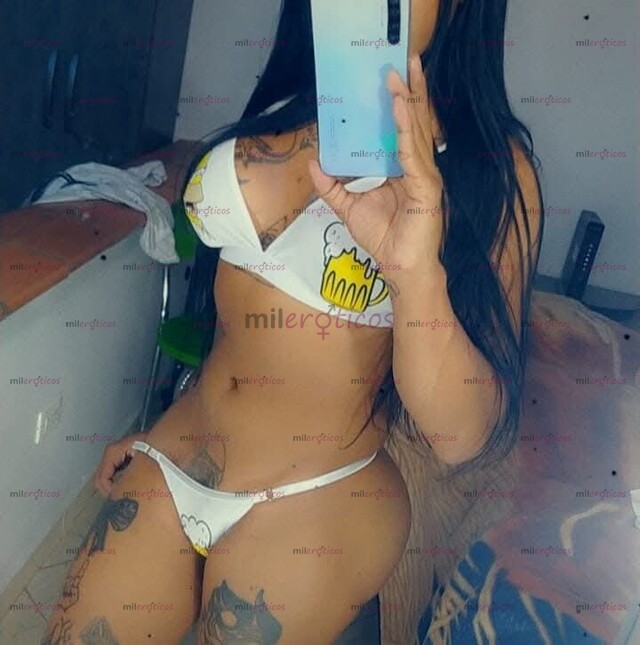 FOTOS DE SOLO CONTENIDO MORENA TETONA TATUADA CON UNA RICA VERGA Y MUCHA LECHE