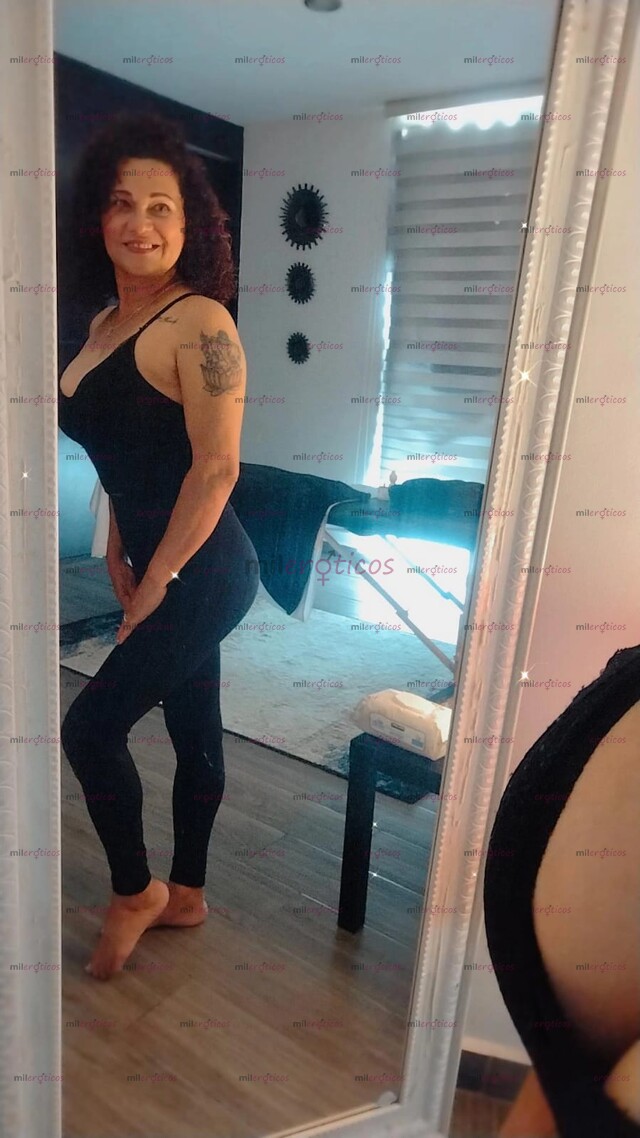 FOTOS DE MILF DE MASAJES ERÓTICOS , FETICHES Y MÁS