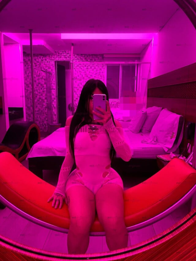 FOTOS DE CARITA DE ÁNGEL PERO UNA DIABLA EN EL SEXO ACTIVA Y PASIVA CULONA TATUADA
