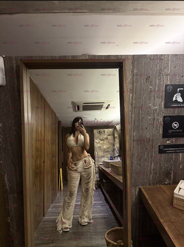 FOTOS DE MARTINA 23 AÑOS , ENCANTADORA MODELO COLOMBIANA CON GANAS DE CONOCERTE !!