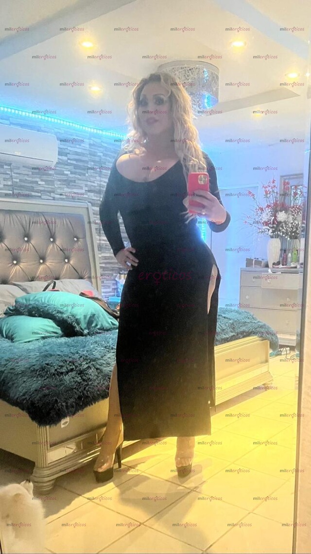 FOTOS DE MICHELLE TRANS EXUBERANTE DE REGRESO CON LUGAR CÉNTRICO