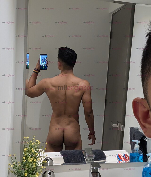 FOTOS DE ESTUDIANTE PASIVO, DELGADO, DISCRETO Y EDUCADO