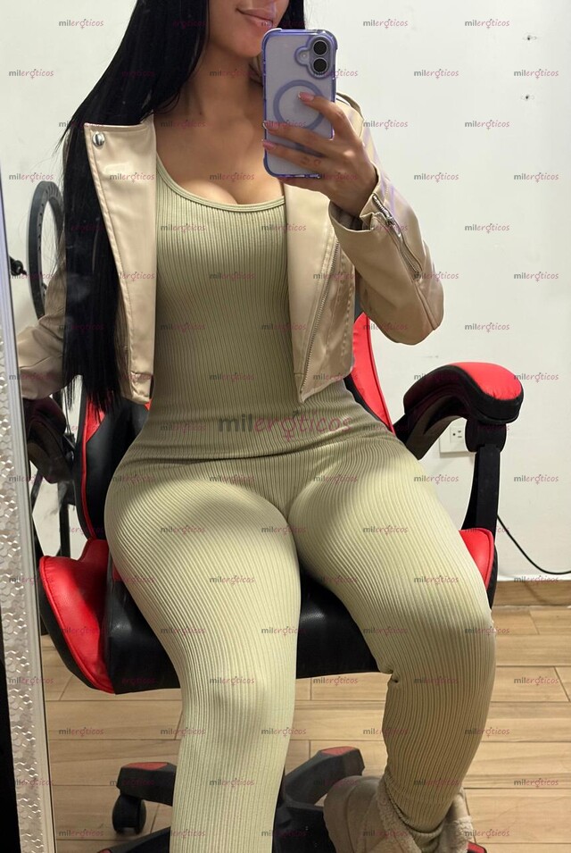 FOTOS DE ADRIANITA DE REGRESO SUMISA POR ELECCIÓN