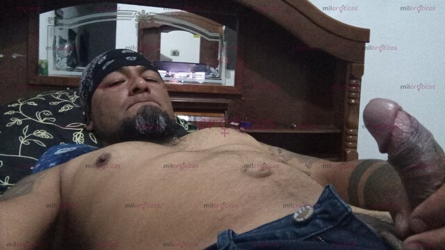 FOTOS DE MORENO MADURO Y COMPLACIENTE.. TU FAVORITO