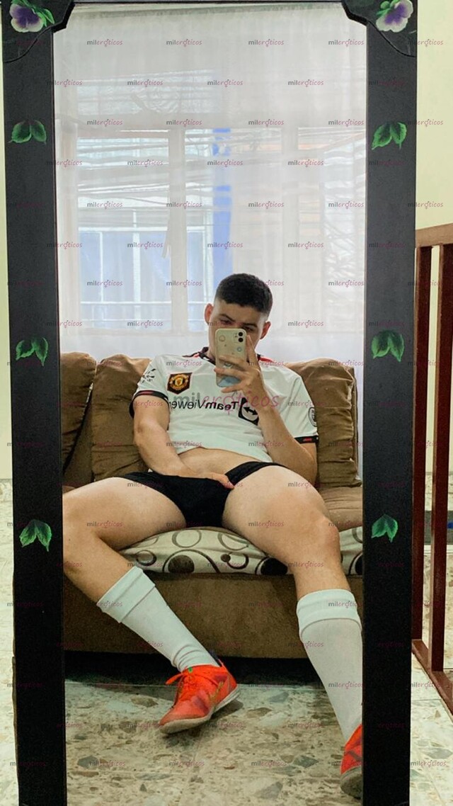 FOTOS DE SOY STEVEN , DISPUESTO A QUE LA PASEMOS CHIMBA