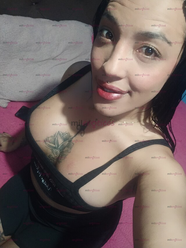 FOTOS DE DÉJATE LLEVAR DE UN BUEN MOMENTO CHICA CALIENTE TETONA CULONA DISPUESTA A TODO
