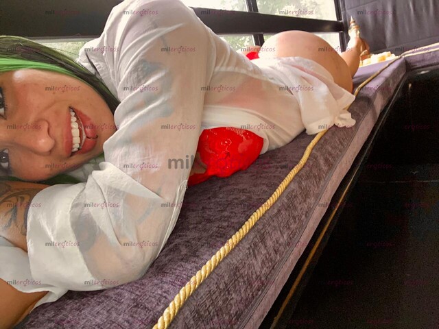 FOTOS DE JOVEN TATUADA, TETONA CON GANAS DE CUMPLIR TUS FANTACIAS DESDE10K