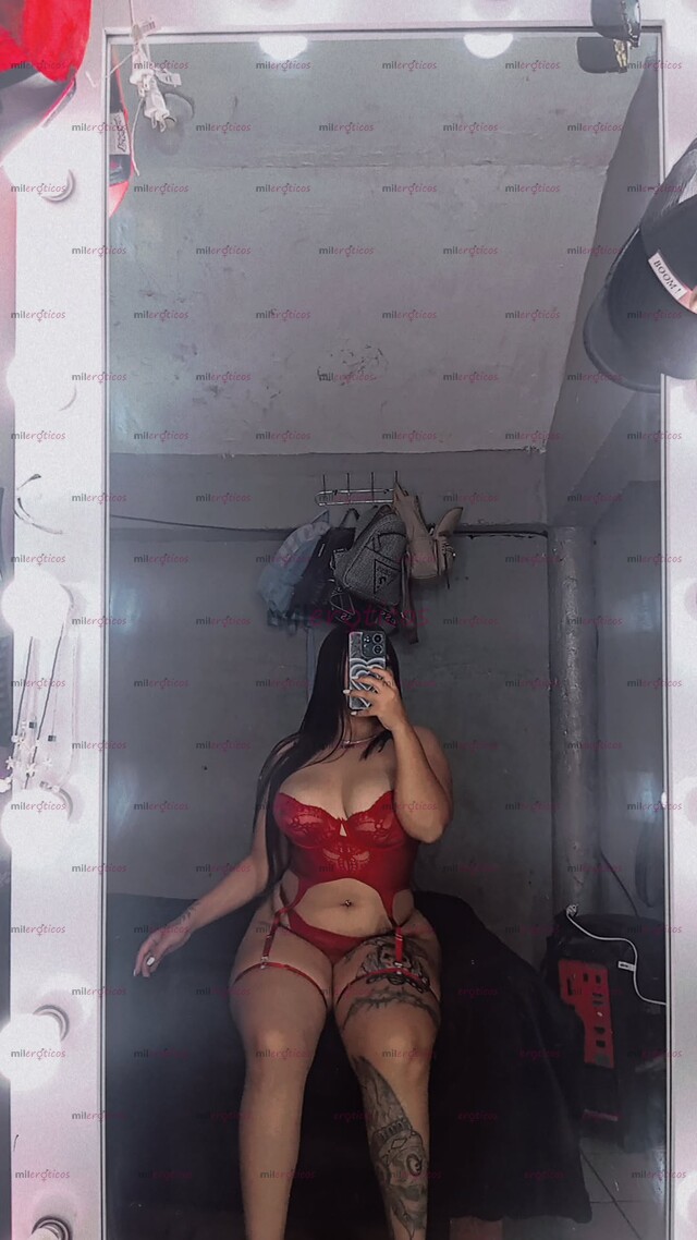 FOTOS DE MORENA CALIENTE VEN PASEMOS UN BUEN RATO