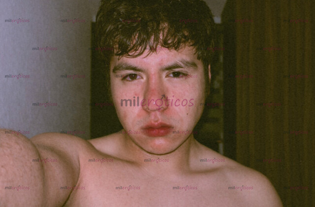 FOTOS DE VERSÁTIL, JOVEN Y LISTO PARA LO QUE TÚ QUIERAS