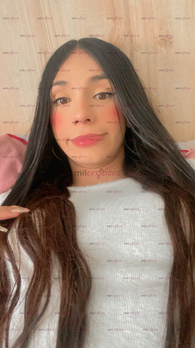 FOTOS DE TU NIÑA LECHERA ESTÁ AQUI PARA TODOS LOS GATITOS SEDIENTOS DE LECHE