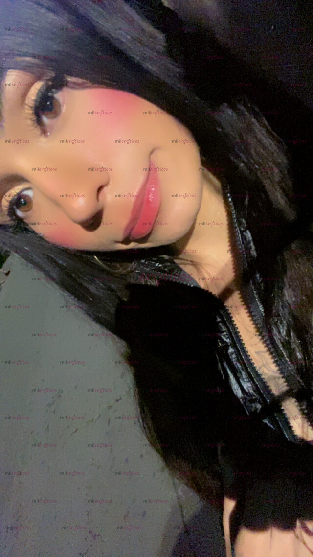 FOTOS DE TU NIÑA LECHERA ESTÁ AQUI PARA TODOS LOS GATITOS SEDIENTOS DE LECHE