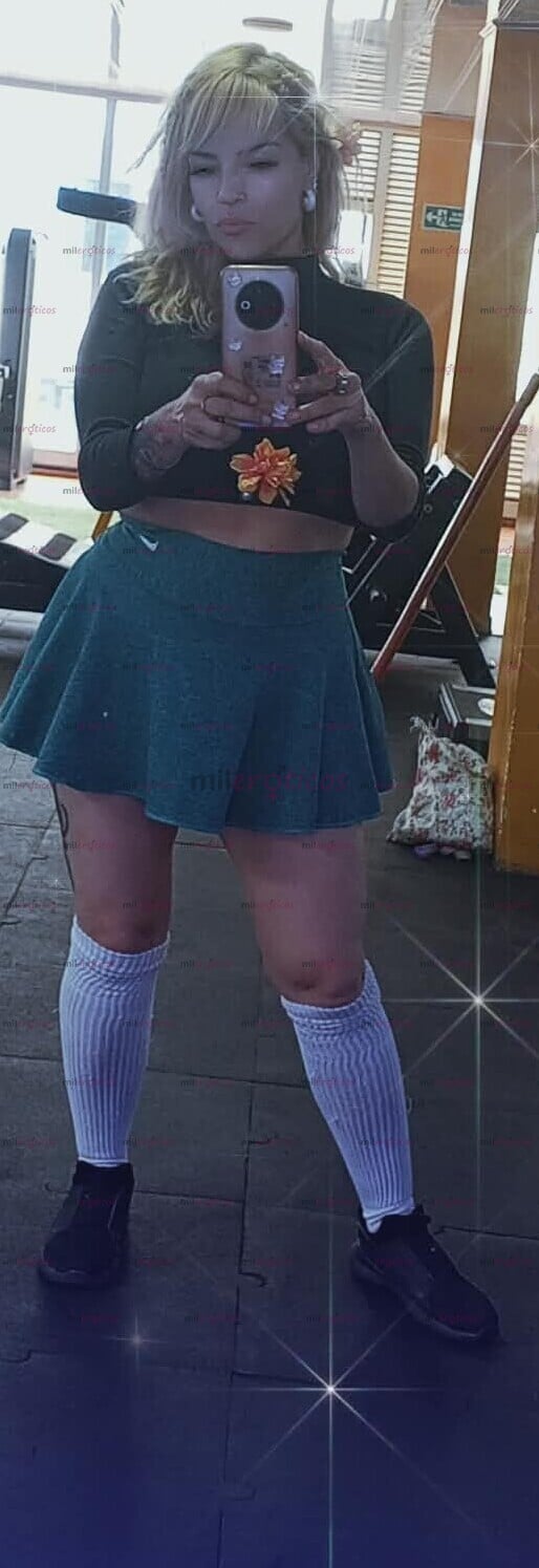 FOTOS DE 223 RUBIA HERMOSA CON SENOS GRANDES Y SEXIS