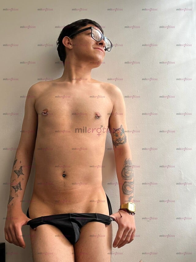 FOTOS DE TWINK UNIVERSITARIO CON CUERPO ANGELICAL, CON SITIO PRIVADO DISPUESTO A TODO