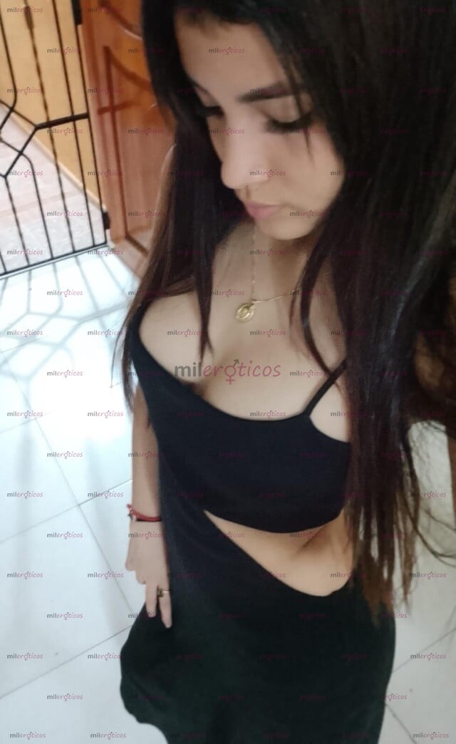 FOTOS DE NIÑA EN PROMO LISTA PARA DESLECHARTE Y COMPLACERTE
