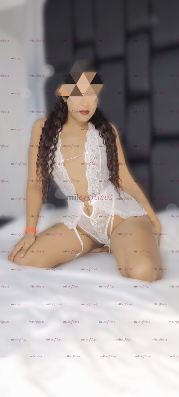FOTOS DE REBECA HERMOSA JOVEN CALIENTE COMPLACIENTE NALGONA DELGADA