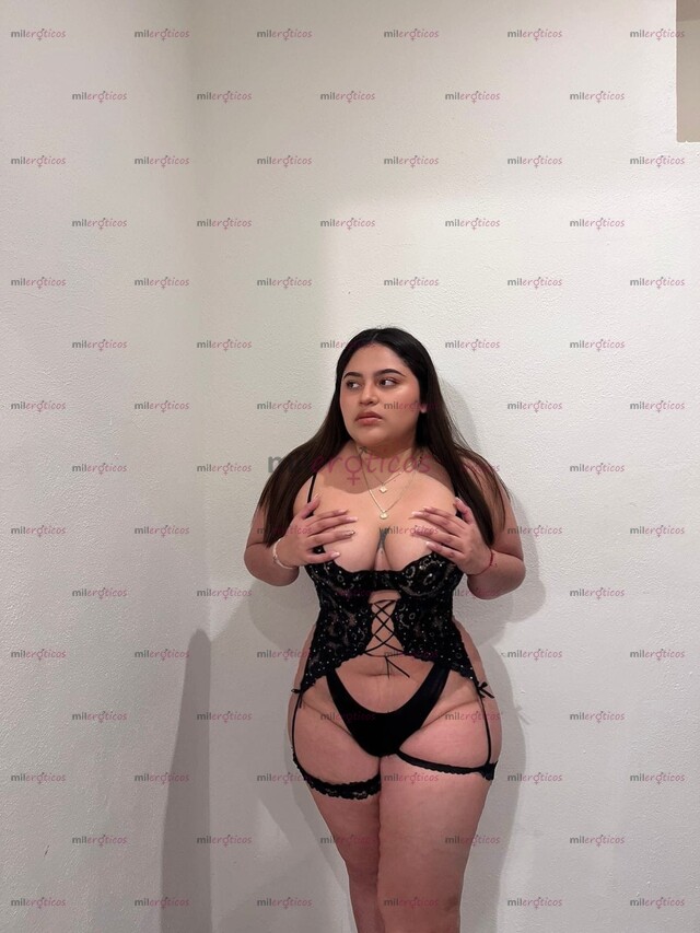 FOTOS DE SOY UNA DIOSA EN LA CAMA Y LO QUE VEZ ES LO QUE TE COMERAS PAPI