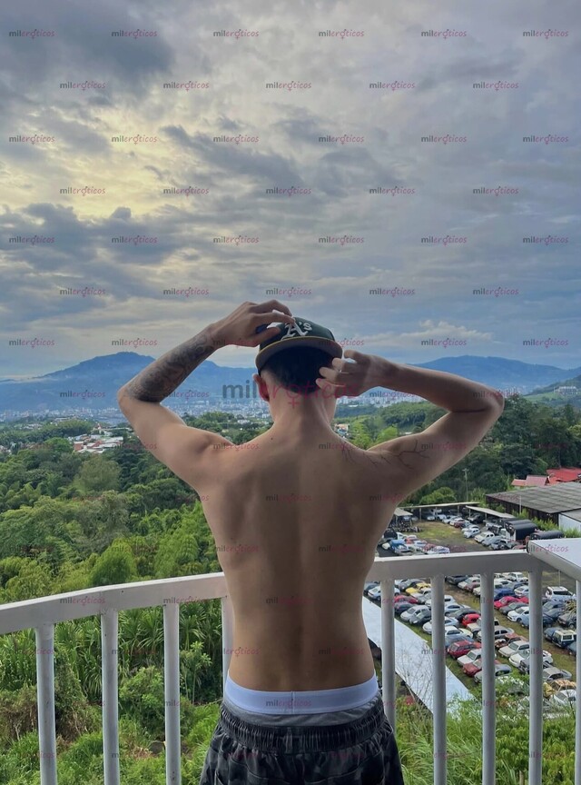 FOTOS DE MATHIAS POLLO VERGON FULL ERECCIÓN CALIENTE Y ATENTO, COMPLACIENTE Y MASCULINO