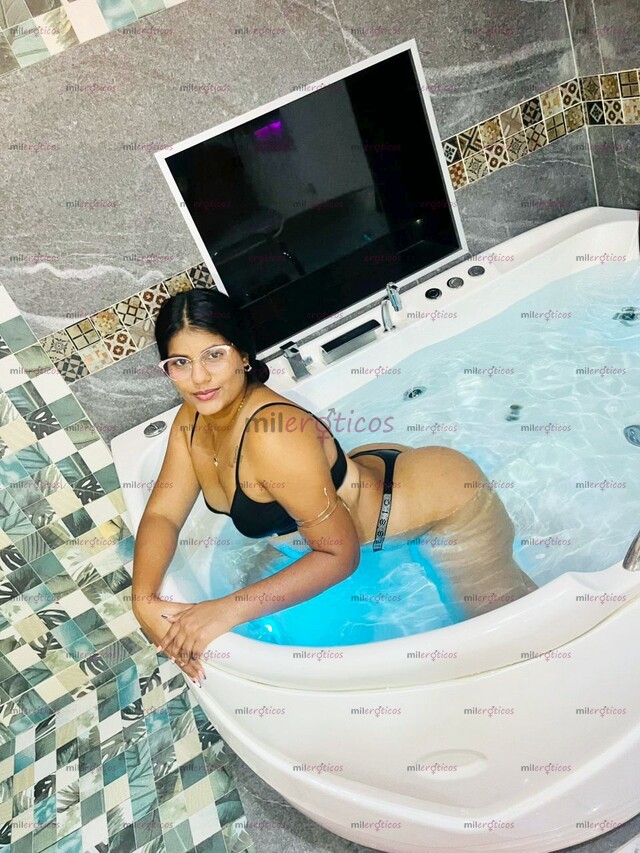 FOTOS DE HOLA VEN Y DISFRUTA DE UNA RICA MORENA HERMOSA