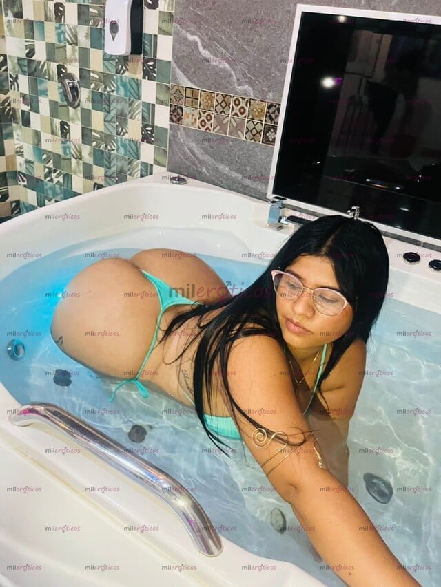 FOTOS DE GORDITA EXOTICA PARA DARTE PLACER DISPONIBLE A CUALQUIER HORA