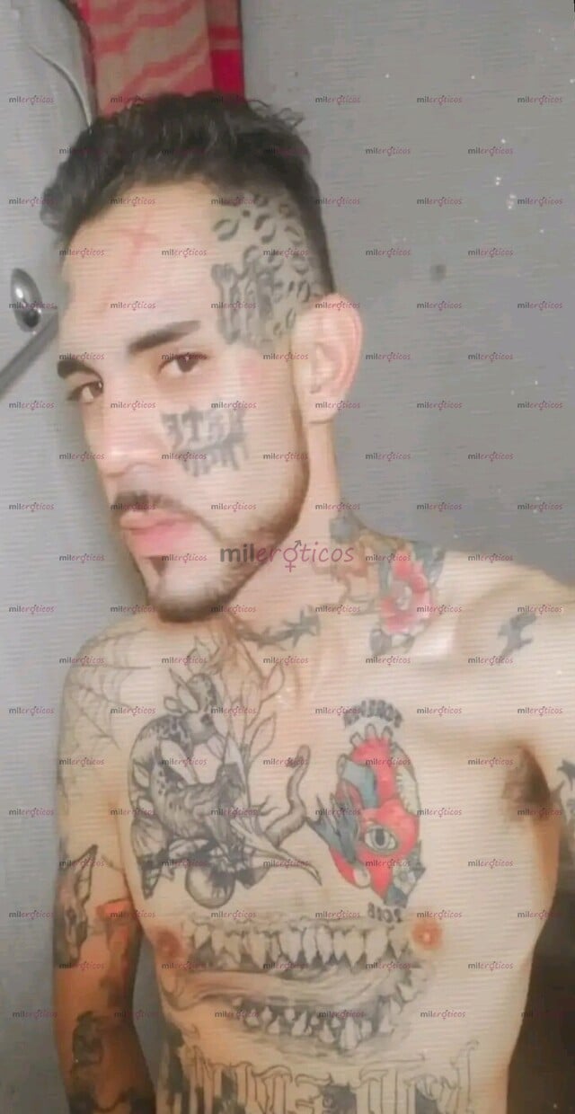 FOTOS DE HOLA SOY ASMODEO, ALTO, BARBON, TATUADO, GUAPO BIEN DOTADO ATLETICO