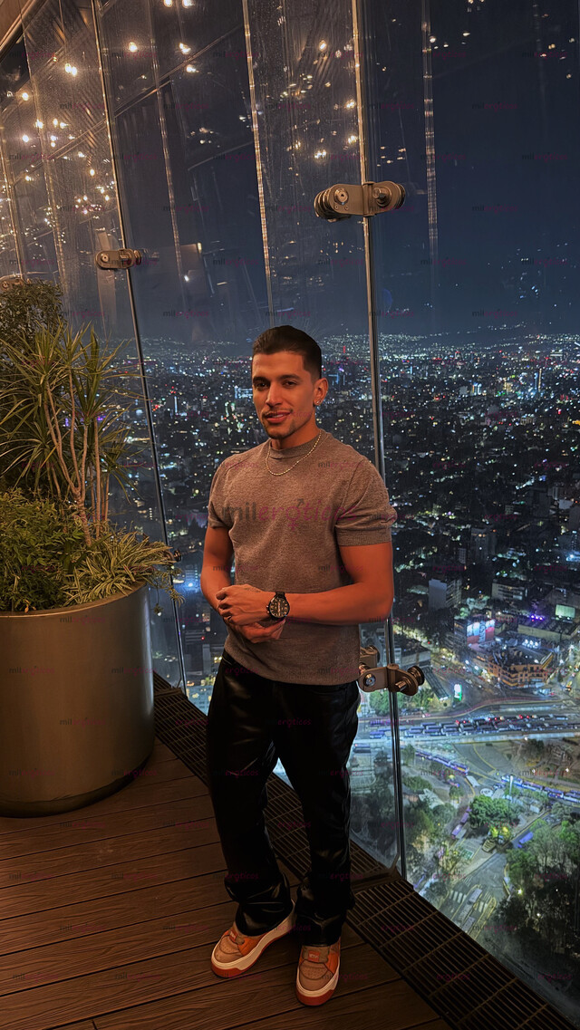 FOTOS DE MACHO COLOMBIANO, ACTIVO COMPLACIENTE Y DIVERTID . HOT