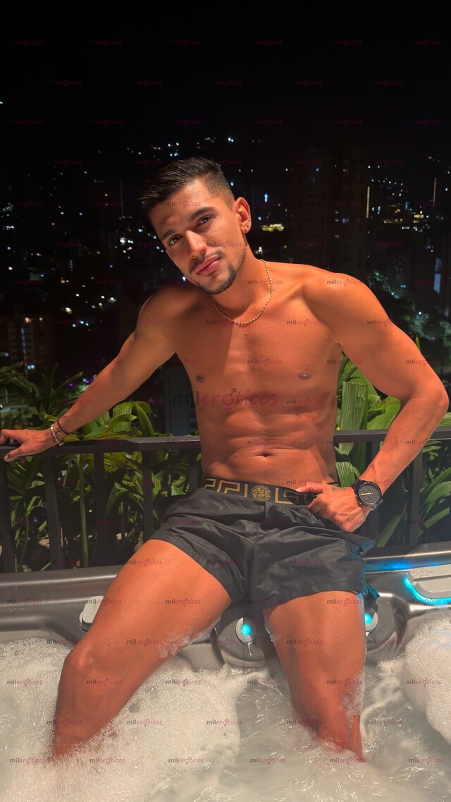 FOTOS DE MACHO COLOMBIANO, ACTIVO COMPLACIENTE Y DIVERTID . HOT